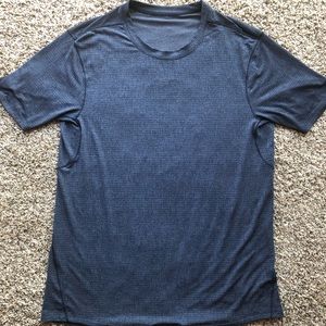 Men’s Dark Blue Lululemon Athletic Shirt